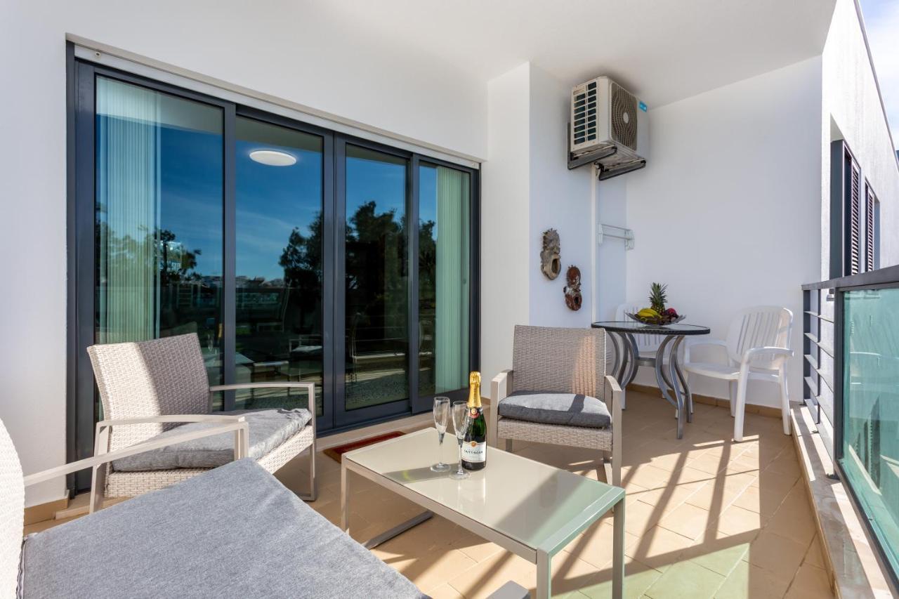 Sacha'S Sweet Home, Lovely 2 Bedroom Apartment, Walking Distance To Town, Beach And Marina Lagos Extérieur photo